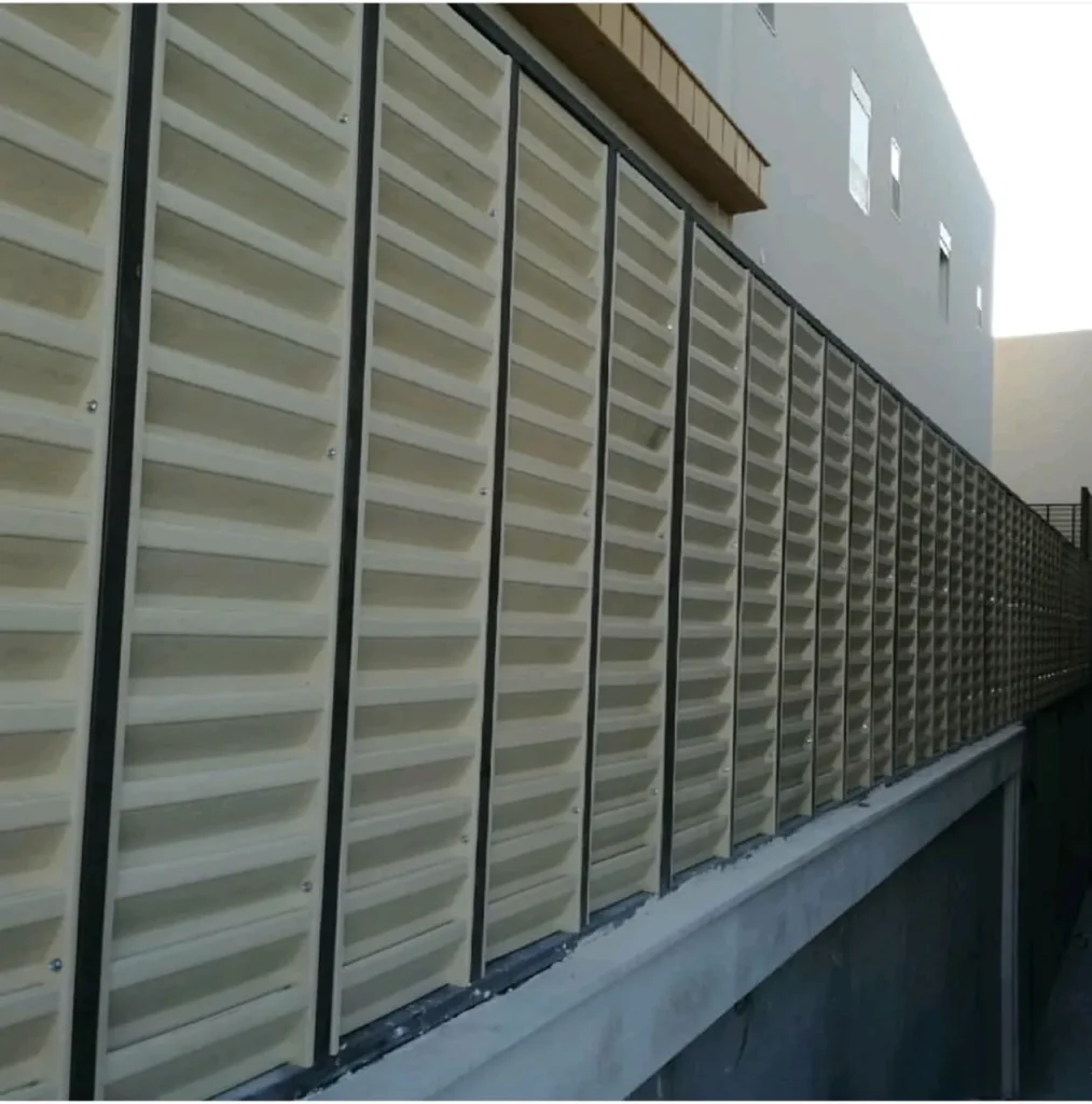 ساتر للحوش شرائح بلاستيك