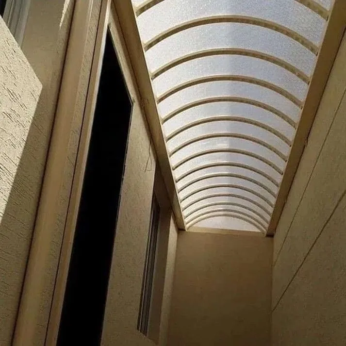صور مظلات ارتداد منازل لكسان