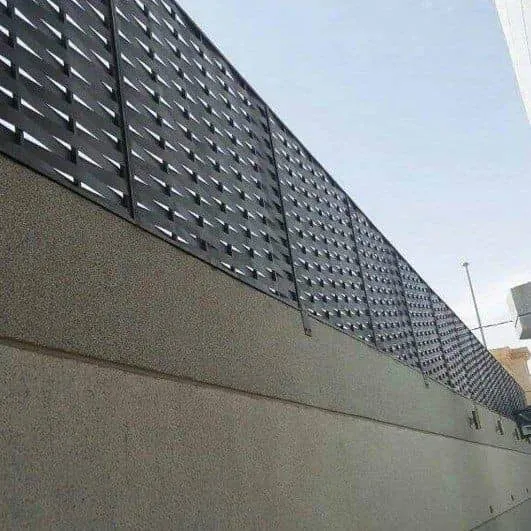 مميزات سواتر حديد مجدول