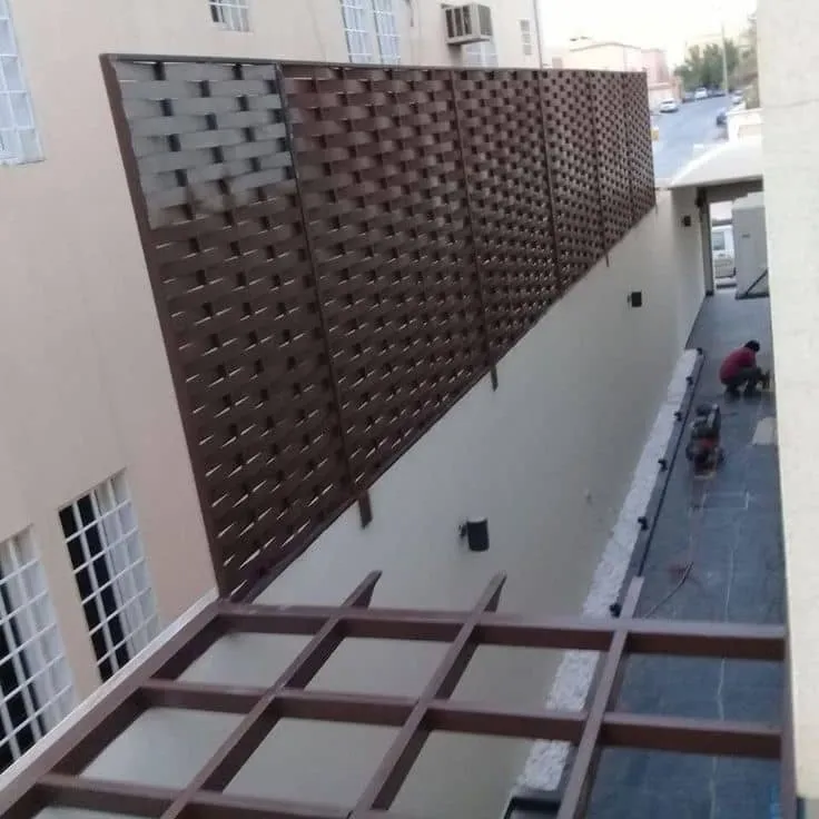 سواتر بلاستيك مجدول