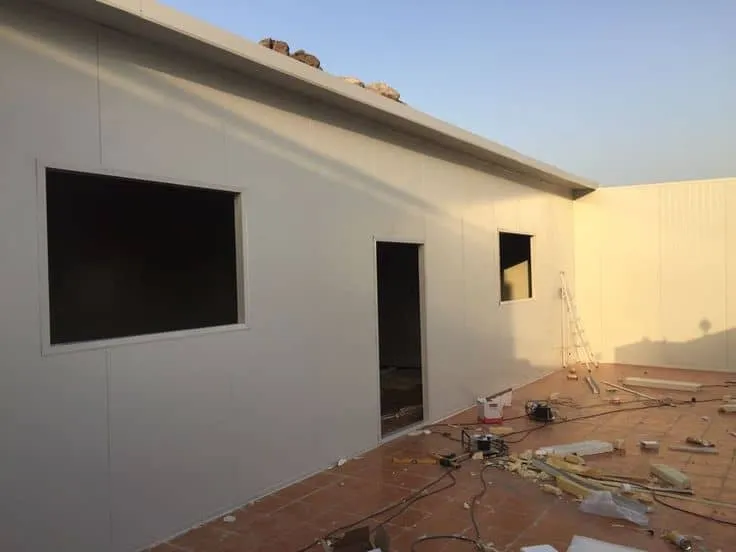 مميزات ملاحق ساندوتش بانل الرياض